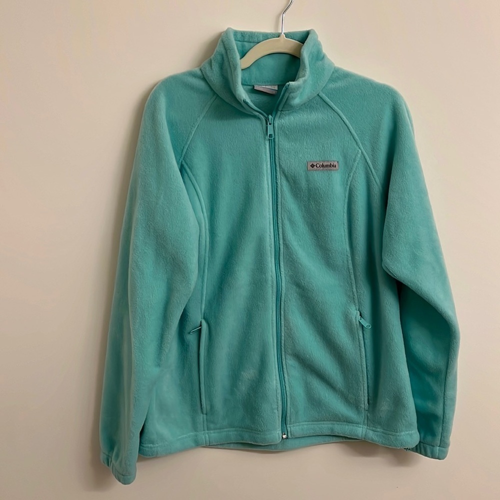 Light Blue Columbia sweatshirt
